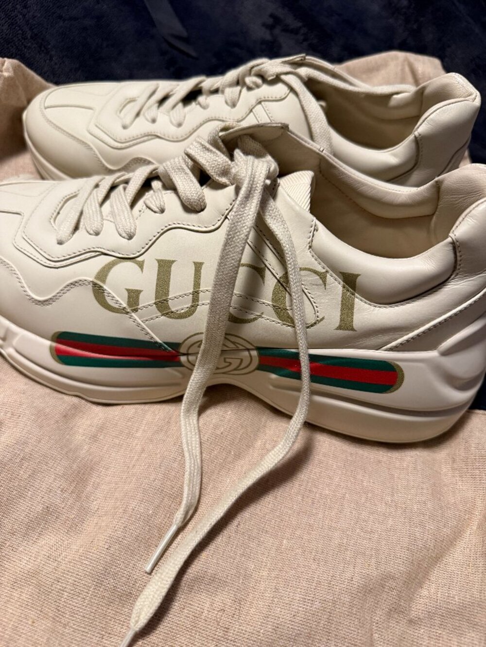 Sneaker